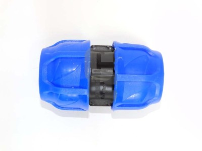 Съединител ПЕ черен ф32